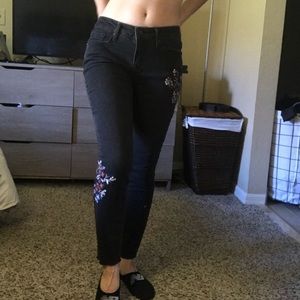 Mid waist black jeans